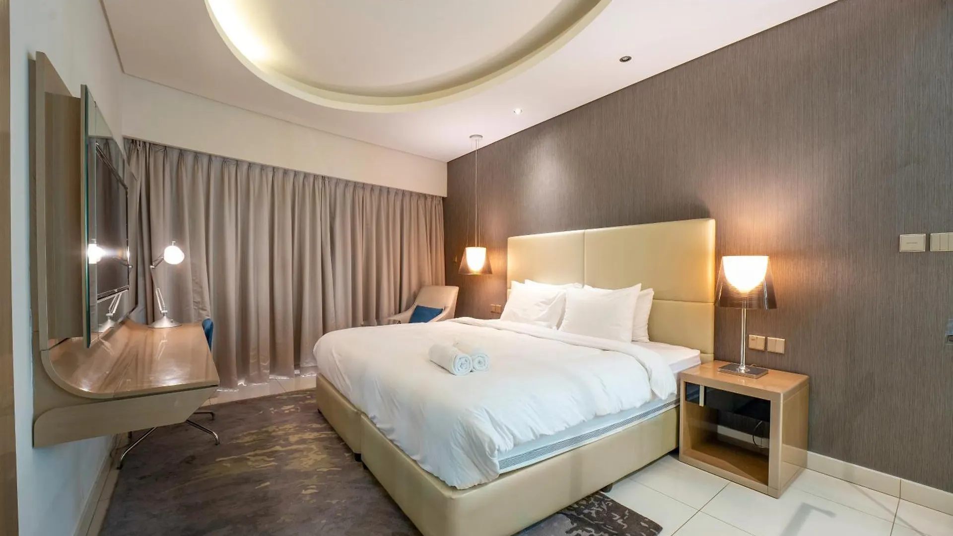 Apartment Luxe Living Redefined Spacious 3Br Haven In Damac Towers By Paramount, Stunning Views, Elite Amenities Dubai