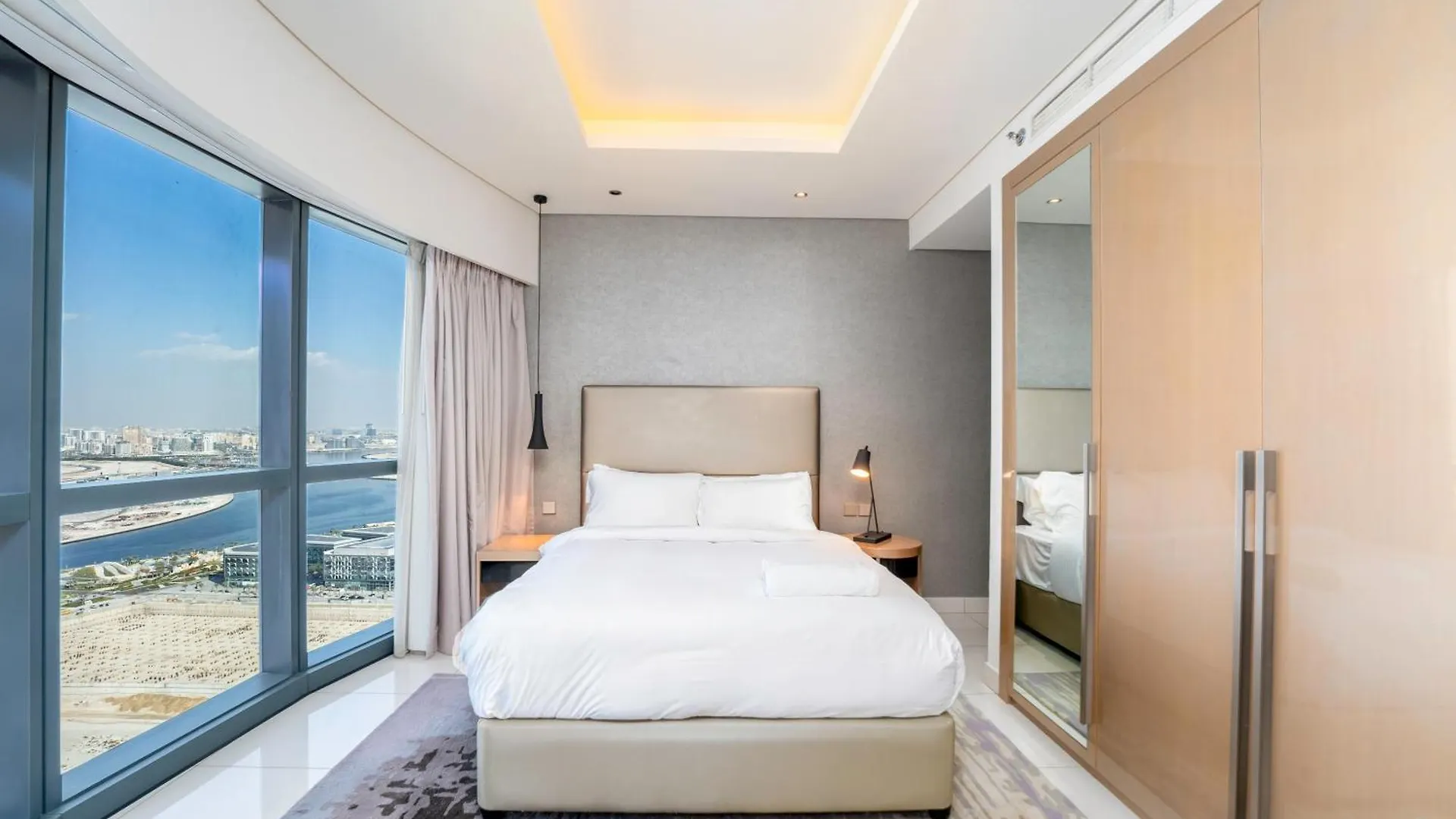 Apartment Luxe Living Redefined Spacious 3Br Haven In Damac Towers By Paramount, Stunning Views, Elite Amenities Dubai United Arab Emirates
