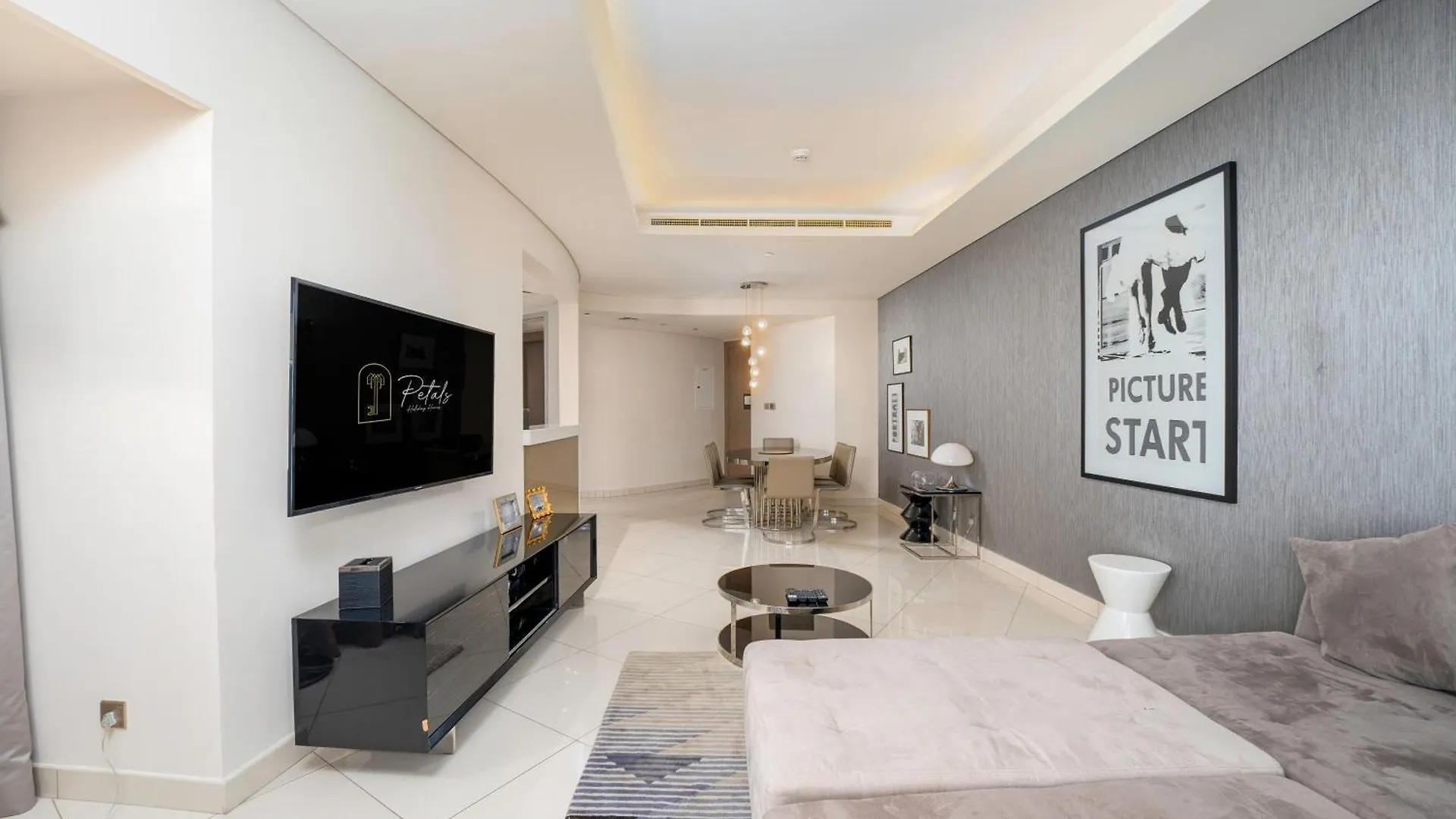 Luxe Living Redefined Spacious 3Br Haven In Damac Towers By Paramount, Stunning Views, Elite Amenities Dubai